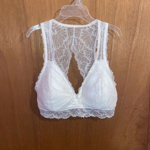 Lightly lined lace bralette